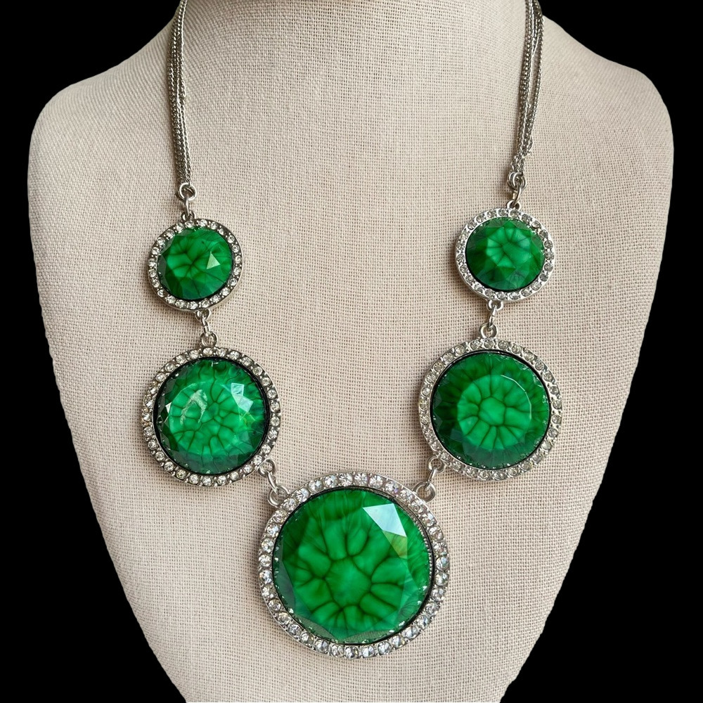 Simply Vera Vera Wang statement necklace green cabochons triple silvertone chain